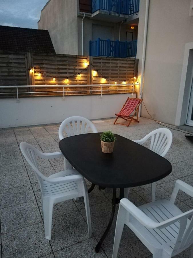 Vie De Famille Apartment Camiers Exterior photo